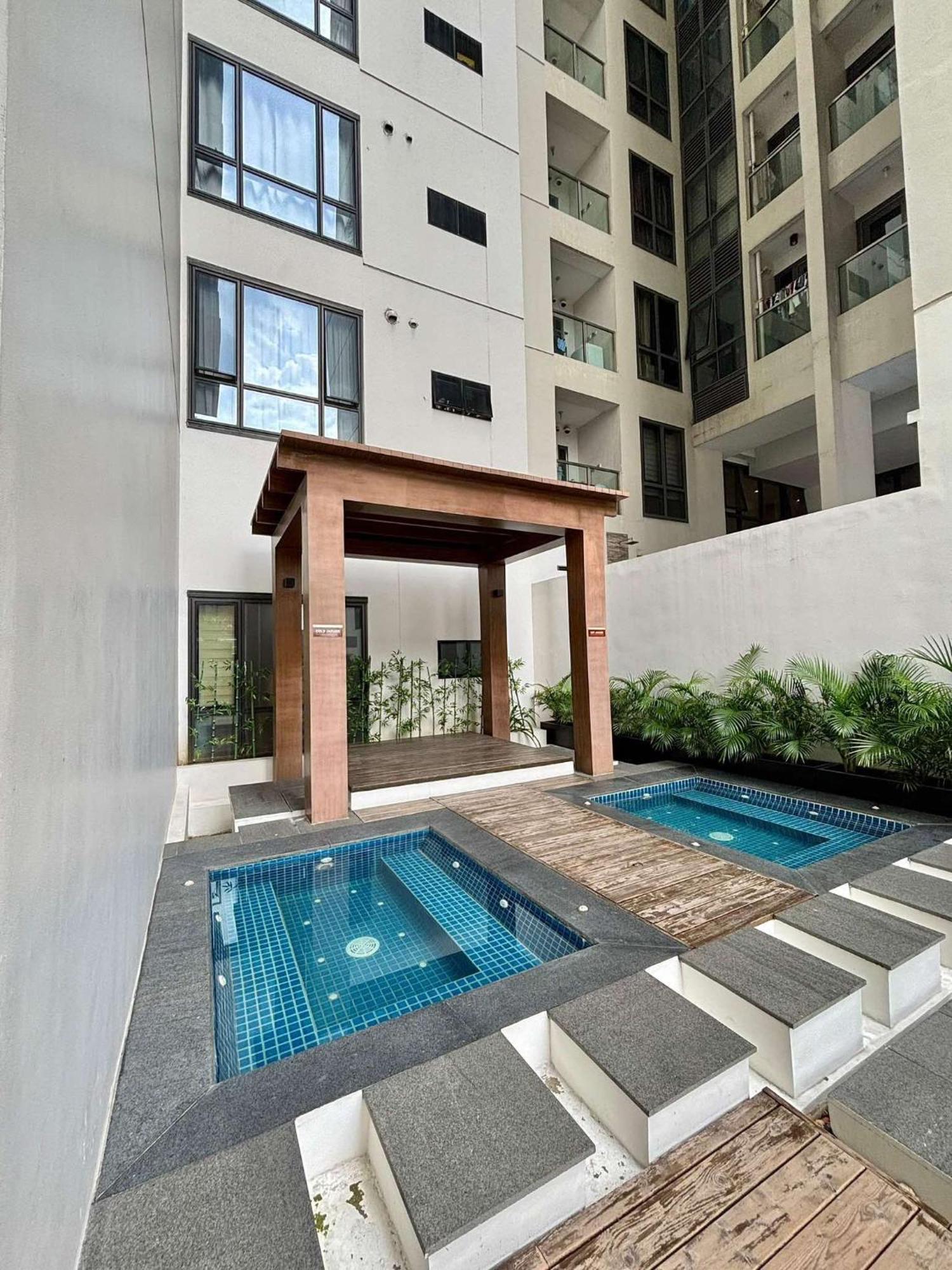 Greenbelt Hamilton Tower 1 Legazpi ماكاتي المظهر الخارجي الصورة