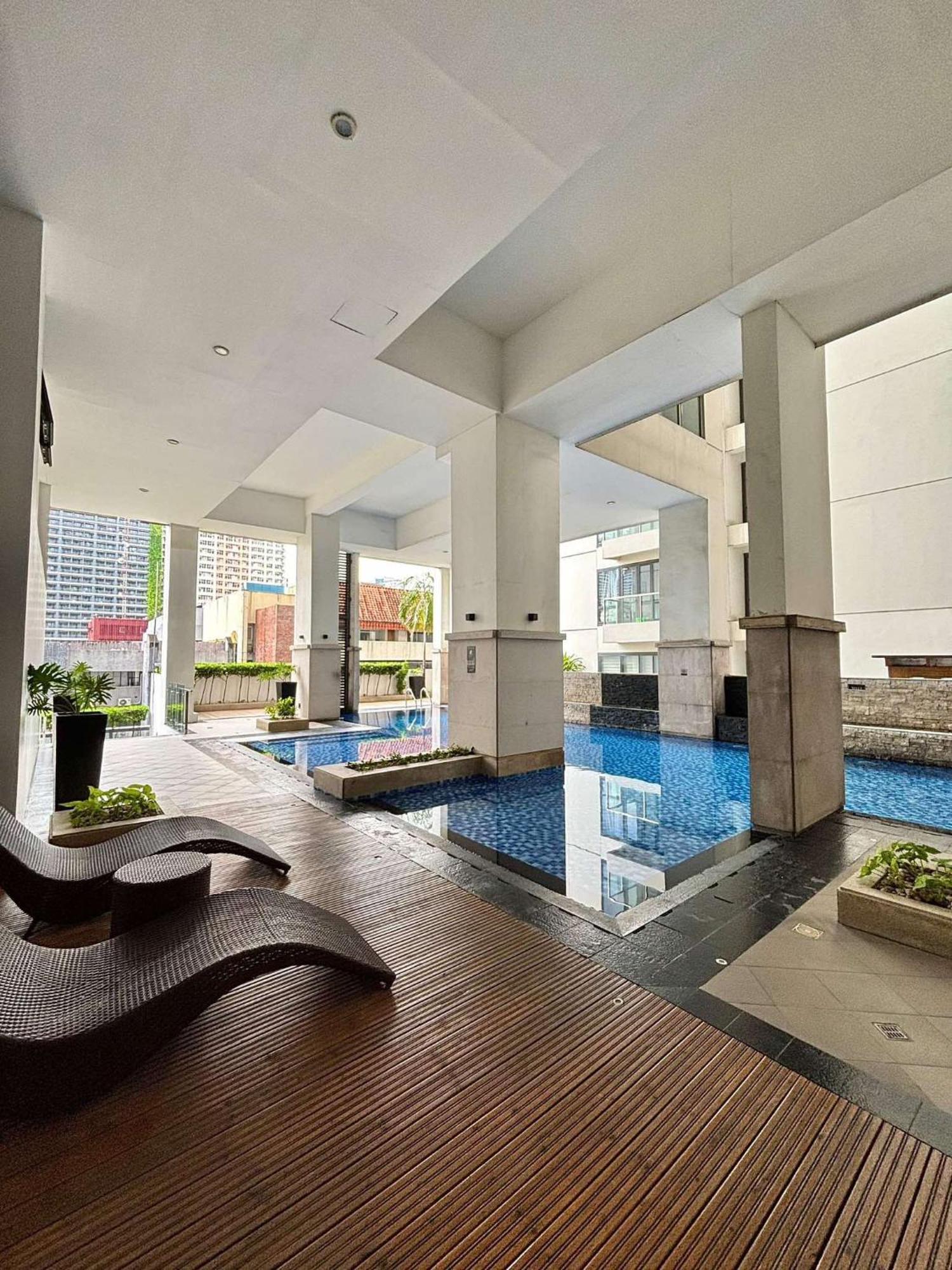 Greenbelt Hamilton Tower 1 Legazpi ماكاتي المظهر الخارجي الصورة