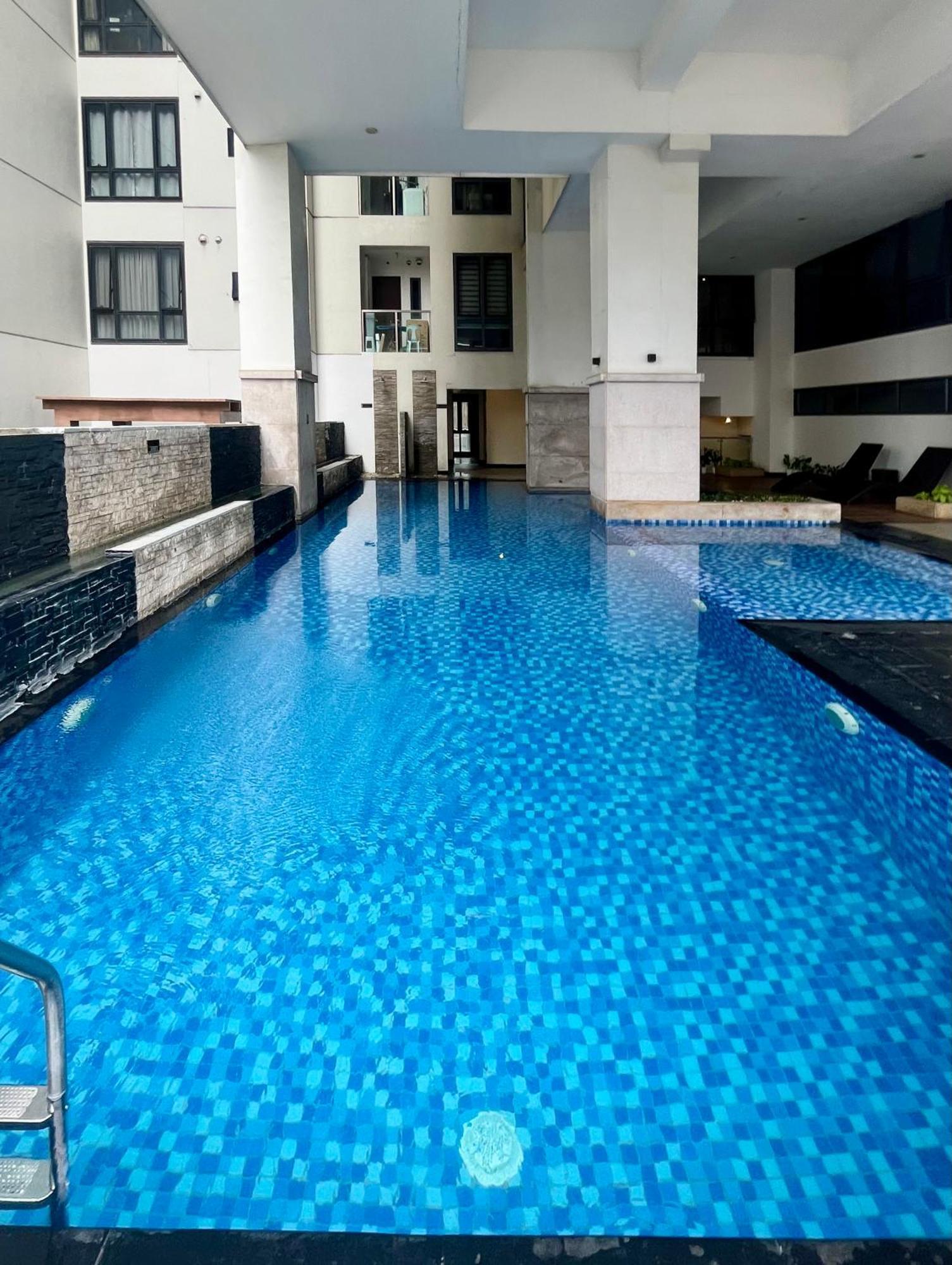 Greenbelt Hamilton Tower 1 Legazpi ماكاتي المظهر الخارجي الصورة